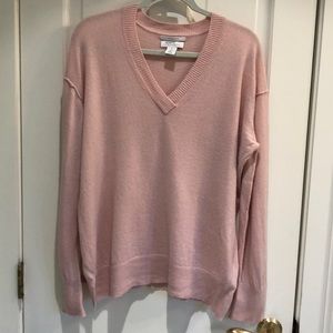 Excellent condition Nordstrom Signature cashmere pullover sweater
